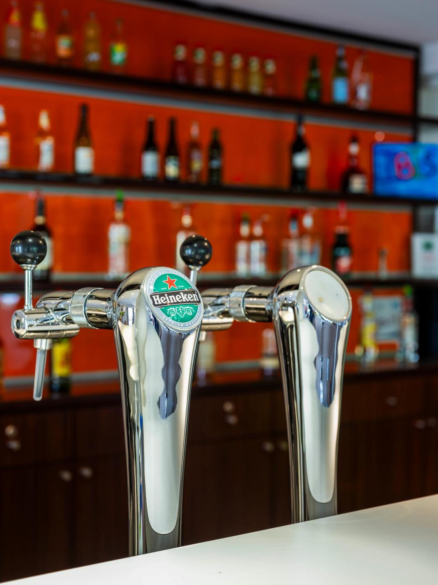 Отель Ibis Styles Саарбург Экстерьер фото